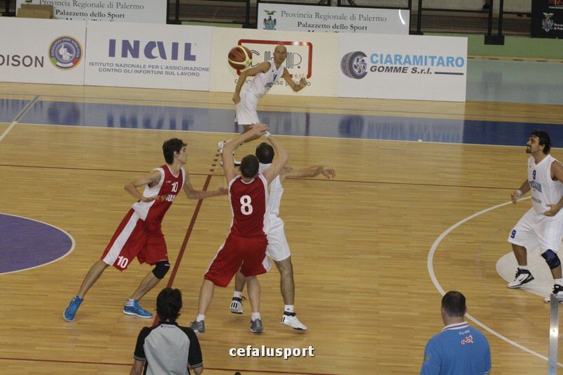 110915 sport 485_tn.jpg